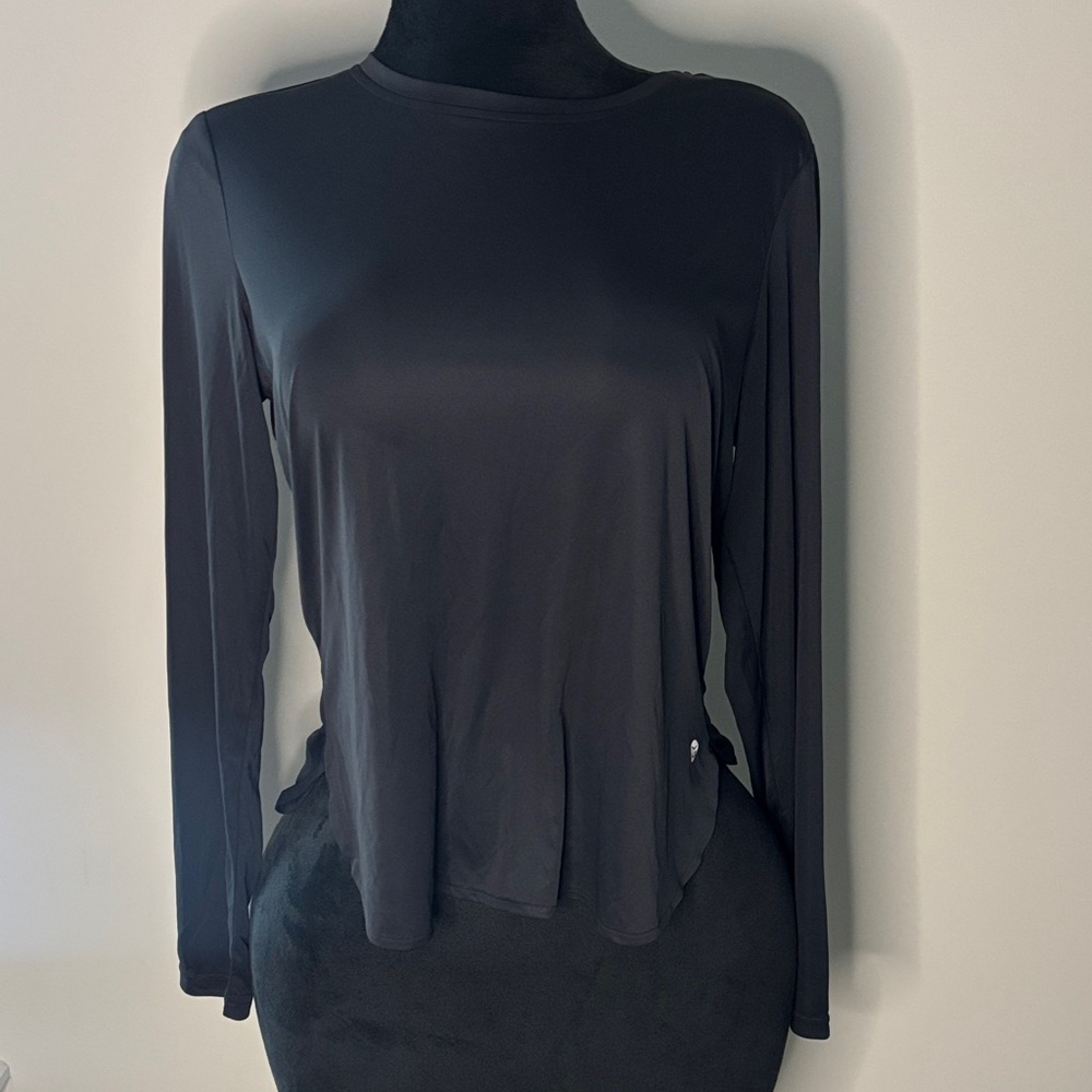 Gradual Women's Black Long Sleeve Top Size Medium